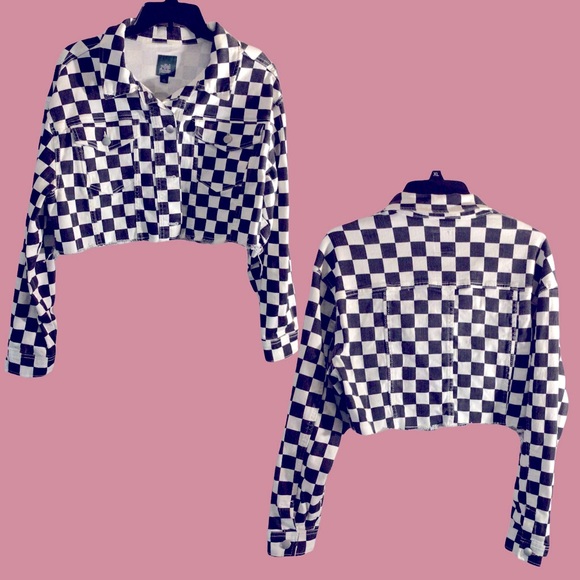 wild fable Jackets & Blazers - While Fable Crop jacket checkers patterns